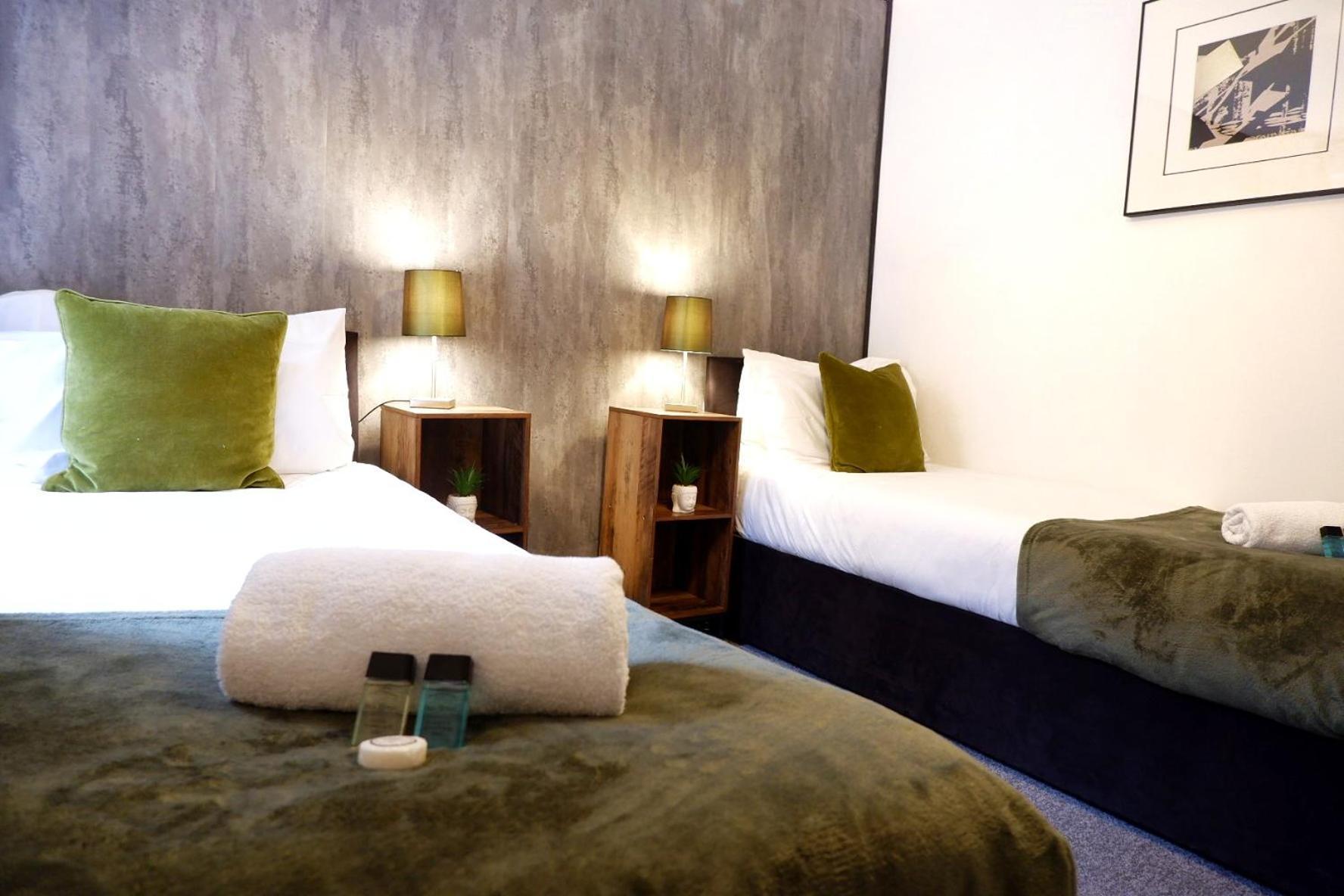 Cosy Apartment Nearby Train Station! วัตฟอร์ด ภายนอก รูปภาพ